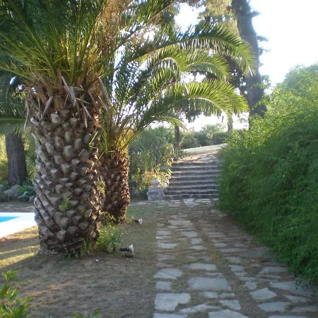 Flores Villa Kriopigi