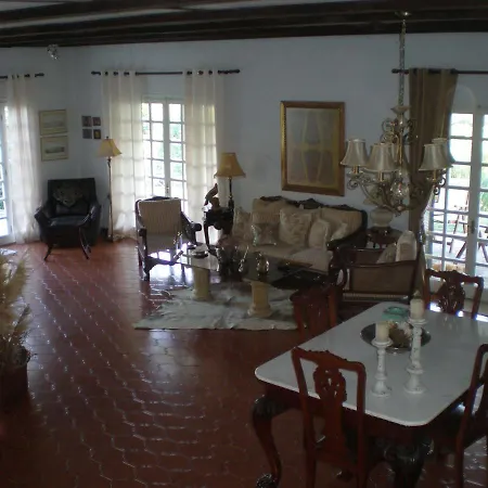 Flores Villa *