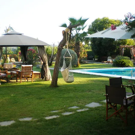 Villa Flores Kriopigi